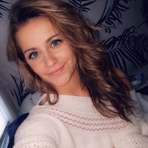 Meet your Posher, Gabrielle